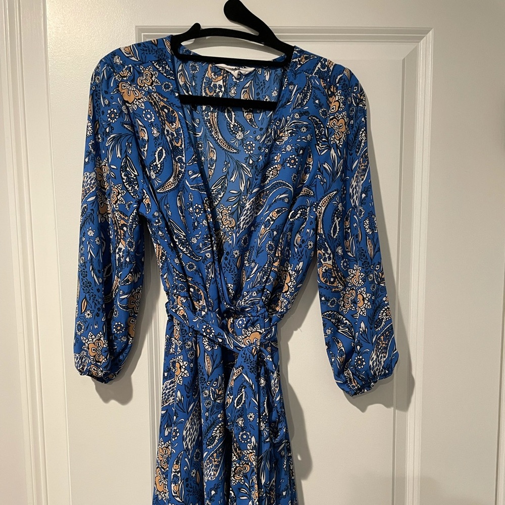 Jack by BB Dakota v neck long sleeve dress. Size M